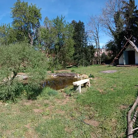 Luxussátor Le Clos Suzanne Vesaignes-sous-Lafauche